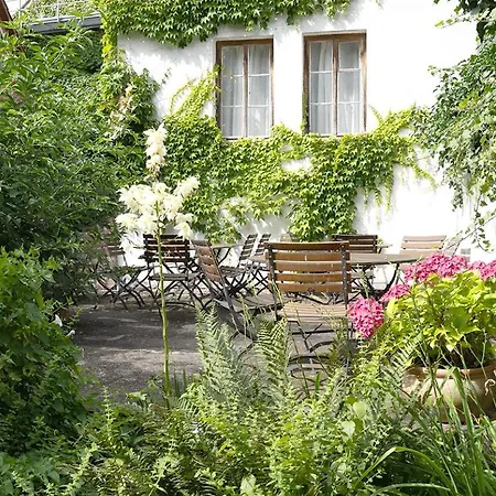 Rhodter Adler Hotel